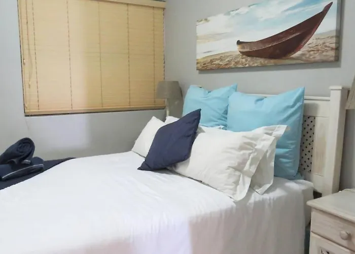 32 Lazy Lizard - Beautiful Sea Viewing Apartment